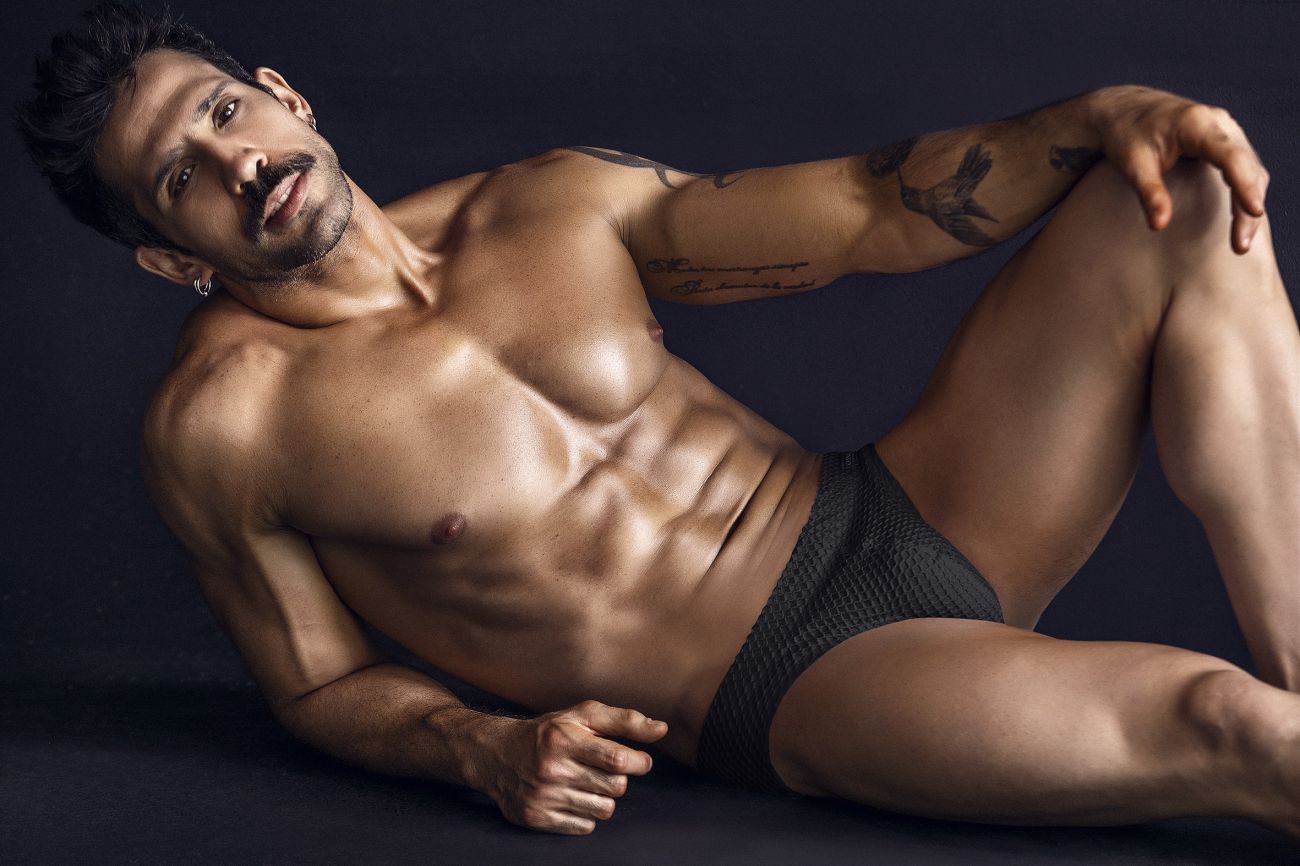 Clever 1743 Island Mens Swim Briefs Black