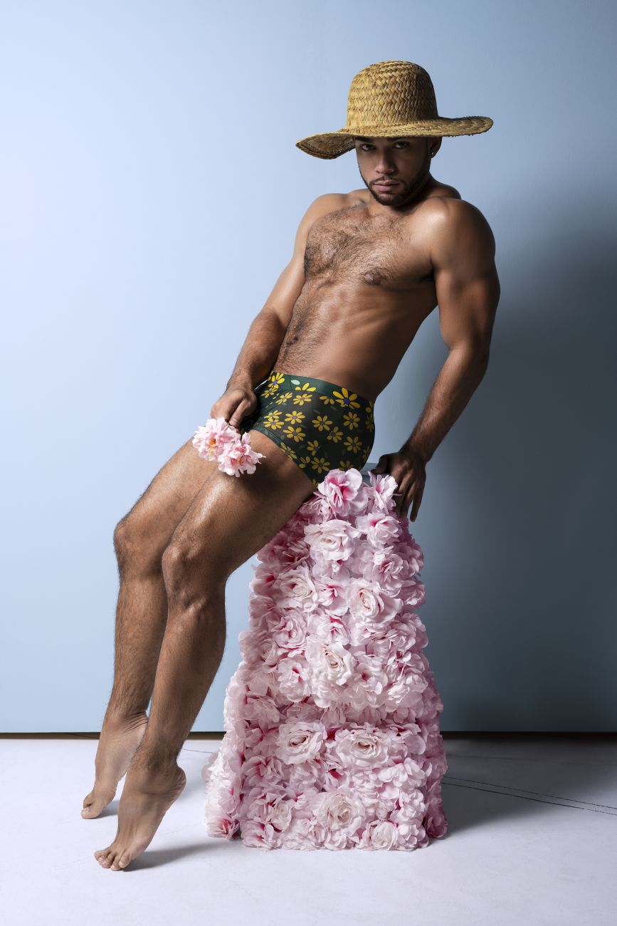 Male Power 145-285 Petal Power Pouch Short Daisy Print