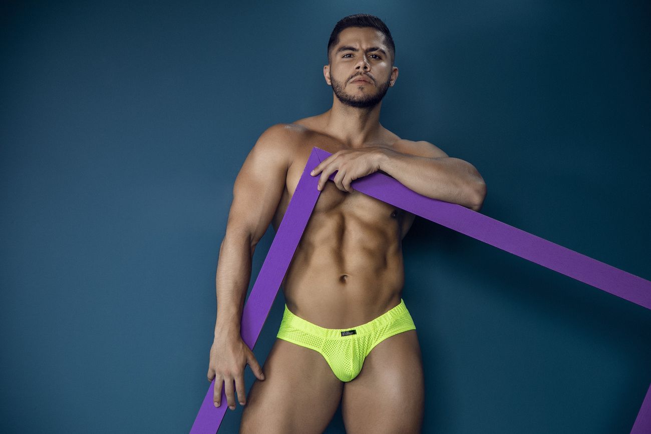 Xtremen 91227 Mens Soft Microfiber Briefs Neon Green